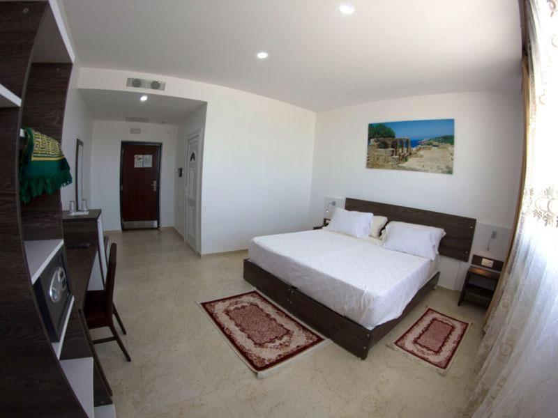 Trajan Hotel Timgad Экстерьер фото